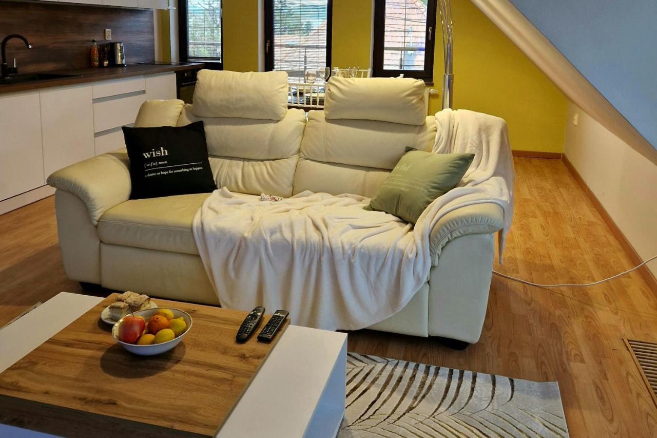 Apartmany Luzianky นิตรา ภายนอก รูปภาพ
