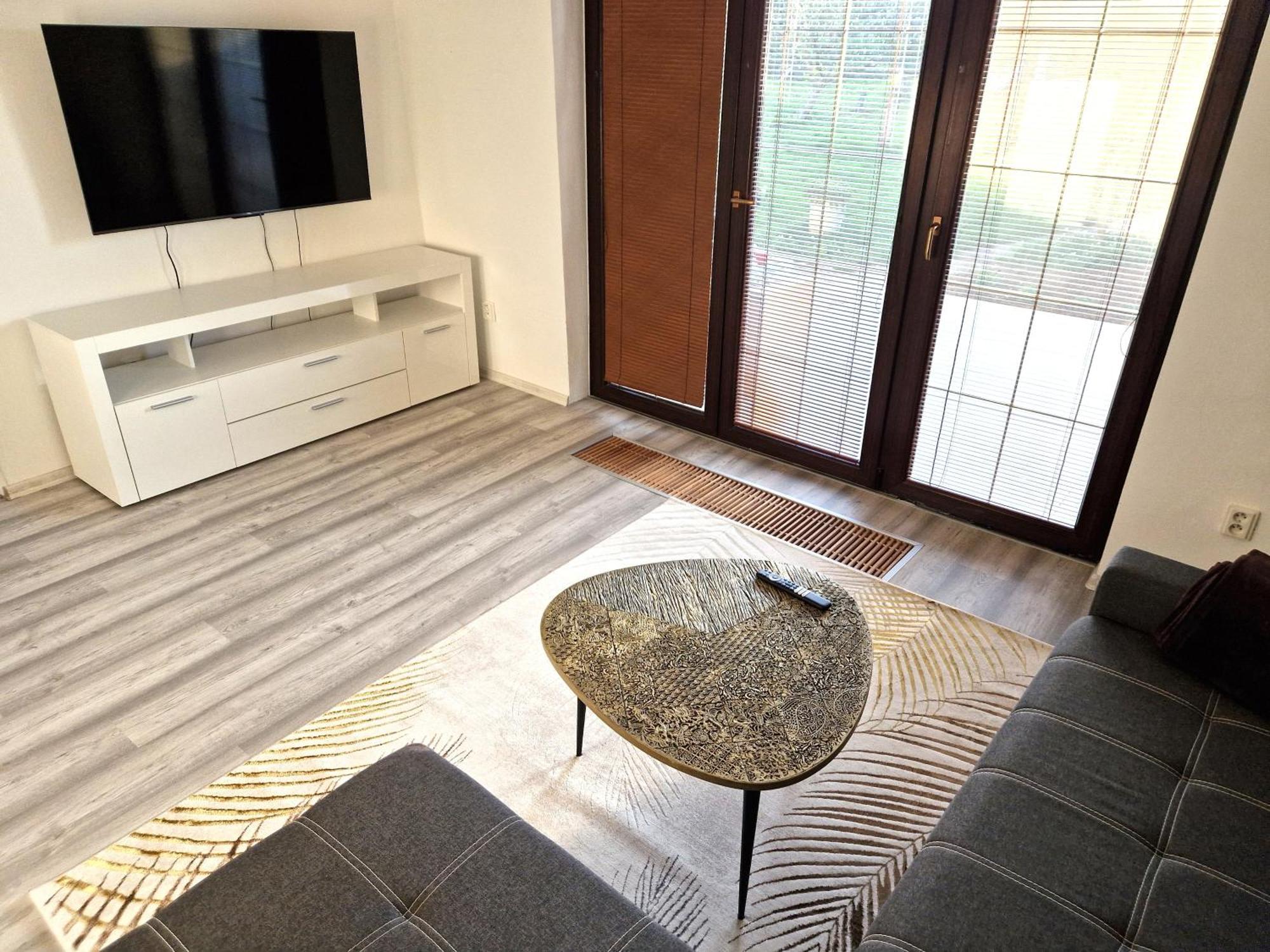 Apartmany Luzianky นิตรา ภายนอก รูปภาพ